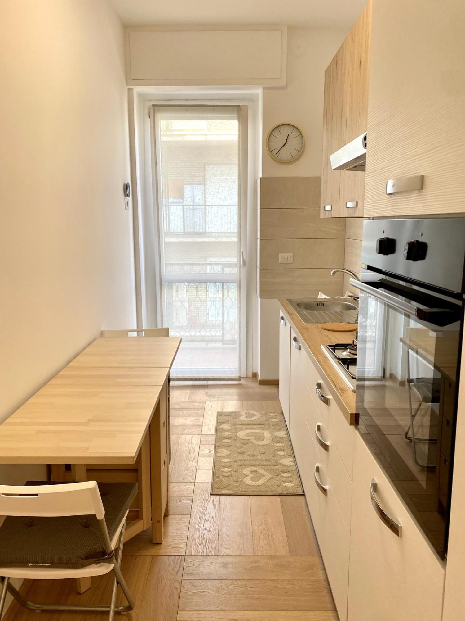 Faenza 18, A Cozy Apartment Milano Eksteriør bilde